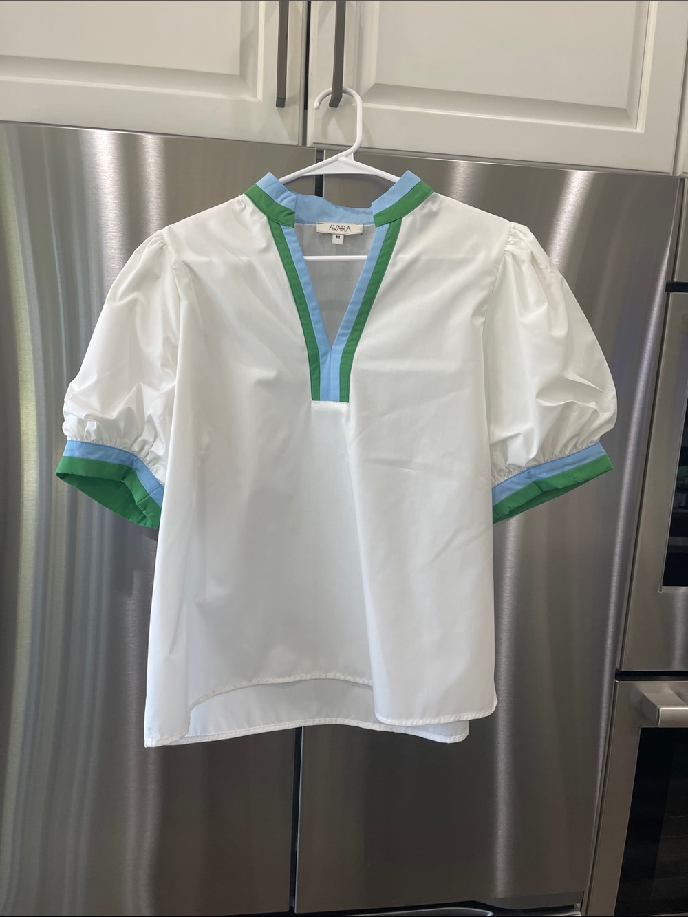 AVARA White V‑Neck Puff Sleeve Blouse with Blue & Green Trim